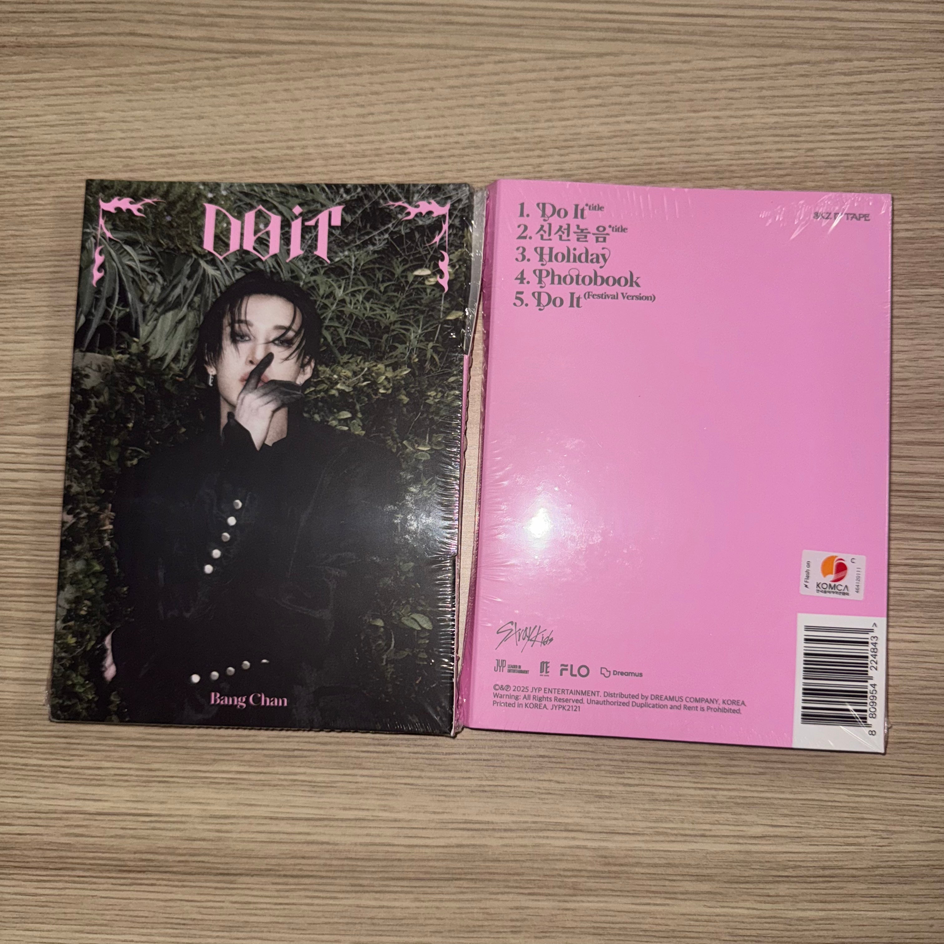 STRAY KIDS -  “SKZ IT TAPE DO IT” Bang Chan Accordion Version Album