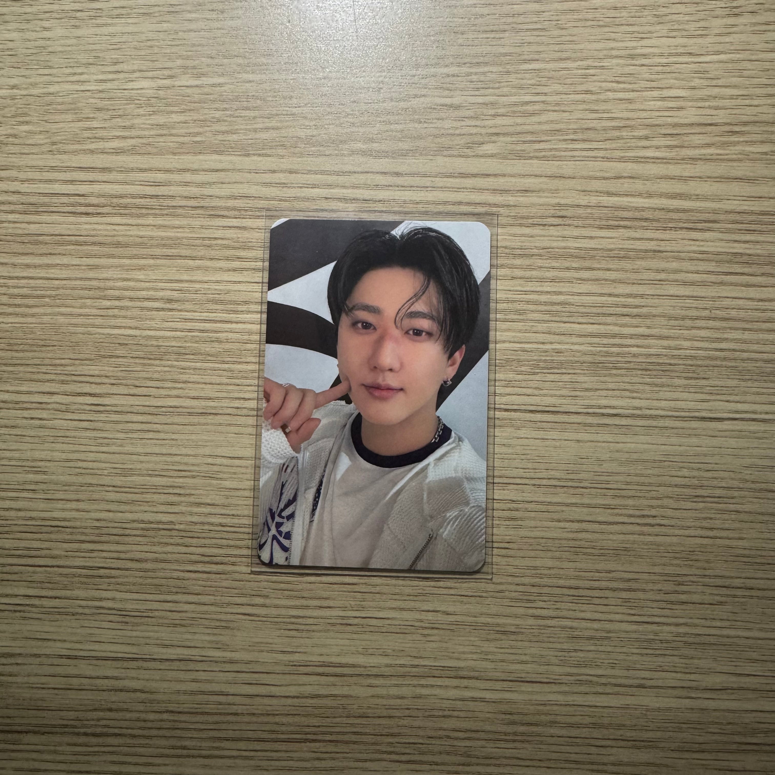 STRAY KIDS -  “DOMINATE CELEBRATE Encore ” Changbin Stay Zone card