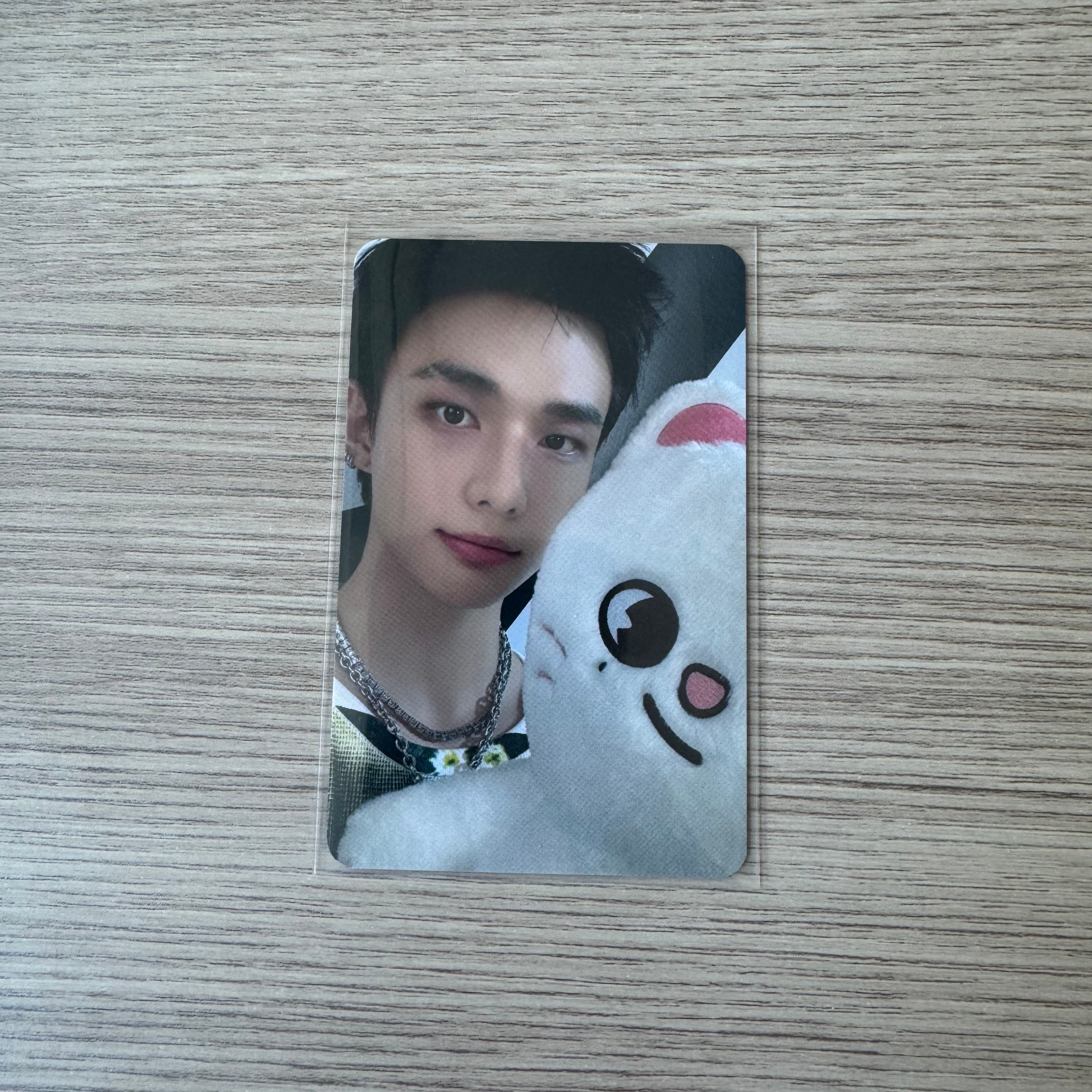 STRAY KIDS - "DOMINATE

CELEBRATE pop up store "Hyunjin 30k spent event card